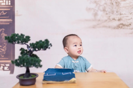 宣威宝宝喊肚子疼怎么回事